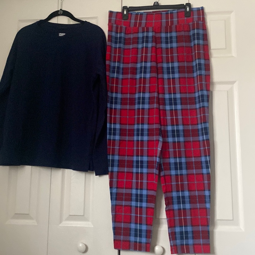 Lands End women’s pajama set